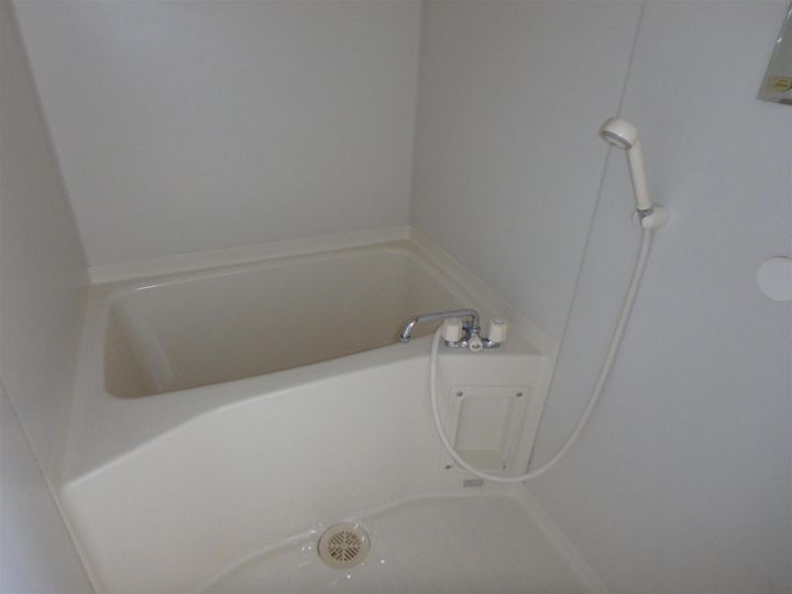 山形県山形市東原町3(アパート)の賃貸物件の風呂