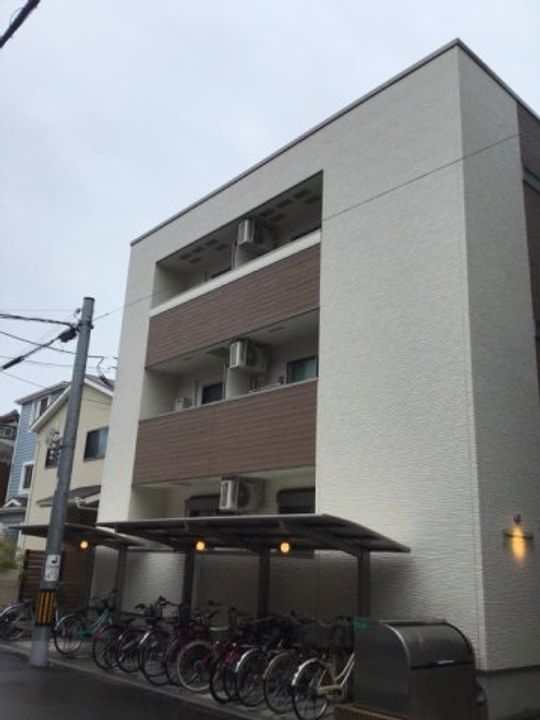 フジパレス三国本町の外観