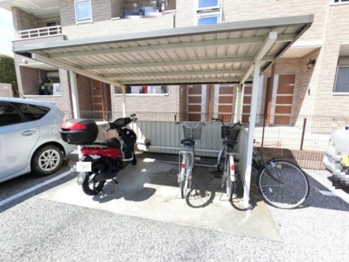 グランソシエ Bの地図