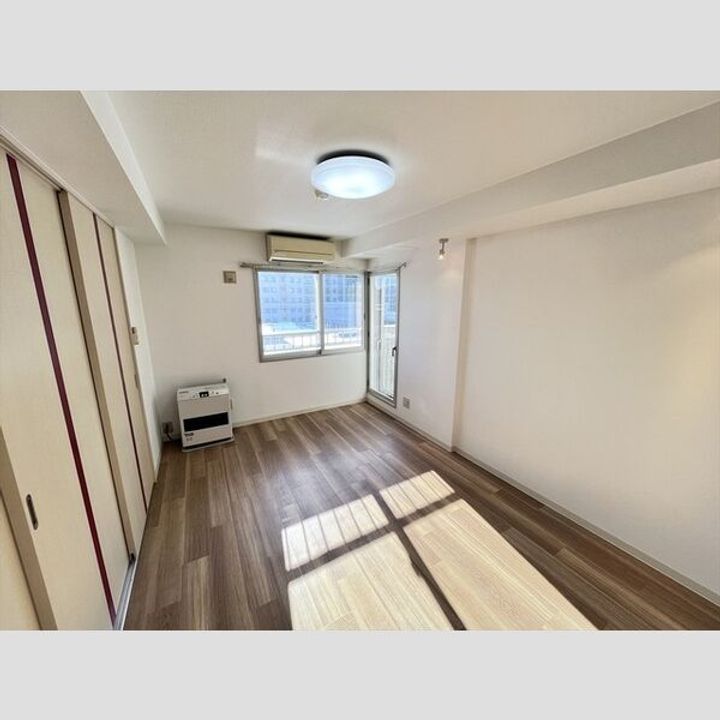 北海道札幌市中央区南六条西22(マンション)の賃貸物件の居間