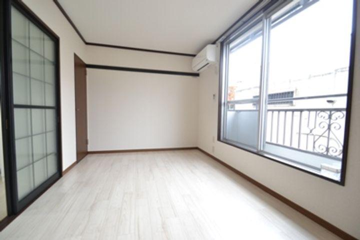 コスモハイツの居間