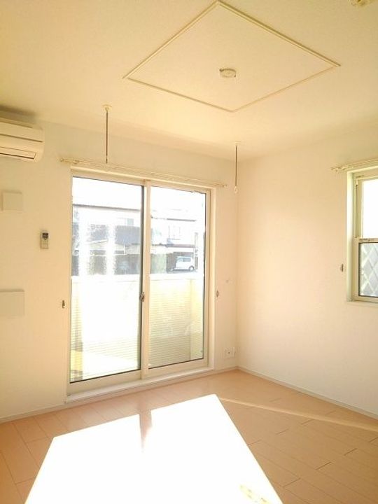 福島県伊達市柳内(アパート)の賃貸物件の居間