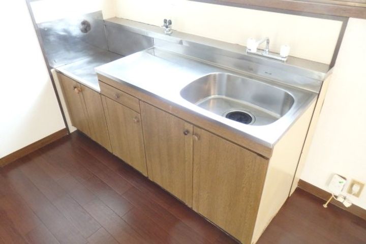 ラブリータウン近江A棟のキッチン