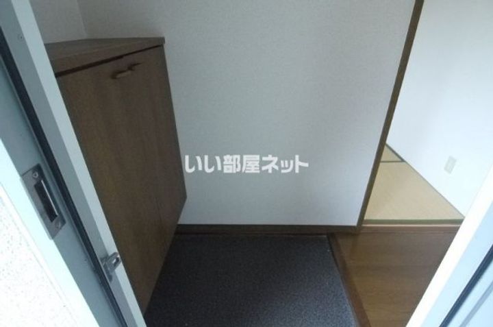 京都府京都市西京区松室河原町(アパート)の賃貸物件の玄関