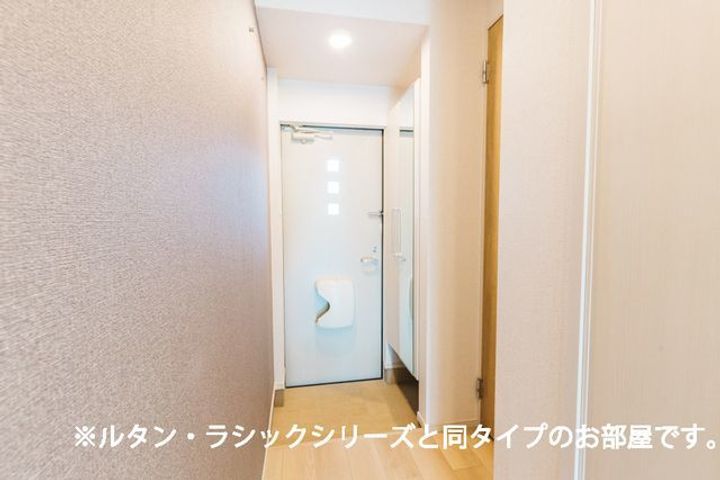 東京都町田市相原町(アパート)の賃貸物件の玄関