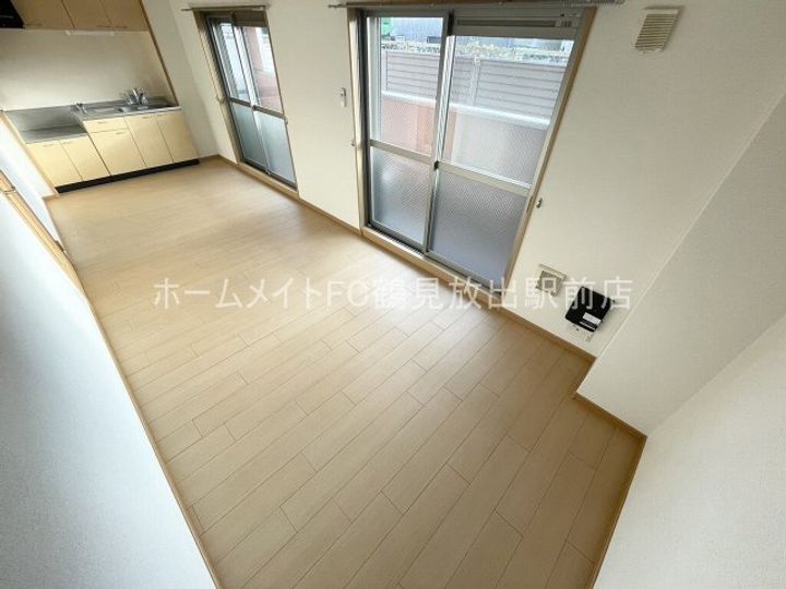 大阪府大阪市鶴見区茨田大宮2(マンション)の賃貸物件の居間