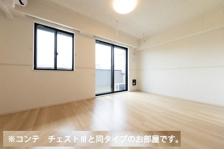 神奈川県川崎市高津区久末(アパート)の賃貸物件の居間