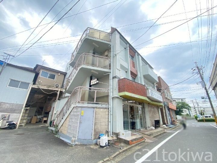 島田マンションの外観