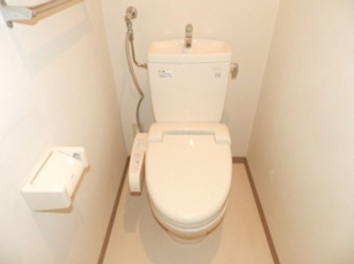 シャルマン中島の内装