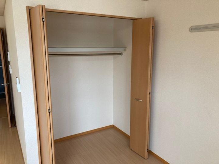 ロイヤルハイツ山崎の内装