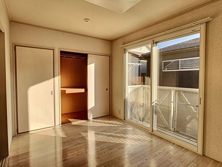 フレグランス疋田の居間