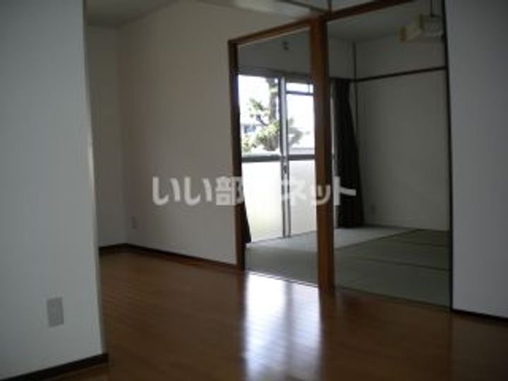 メゾン東大垣の内装