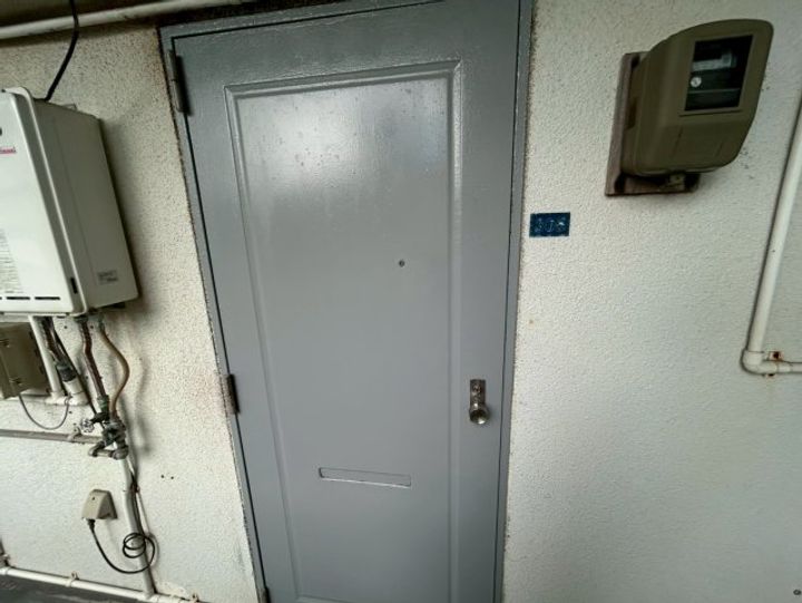 仲程アパート第2の玄関