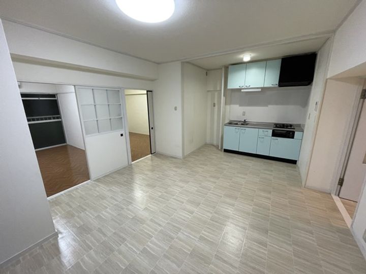 ピアロジュマンB棟の居間