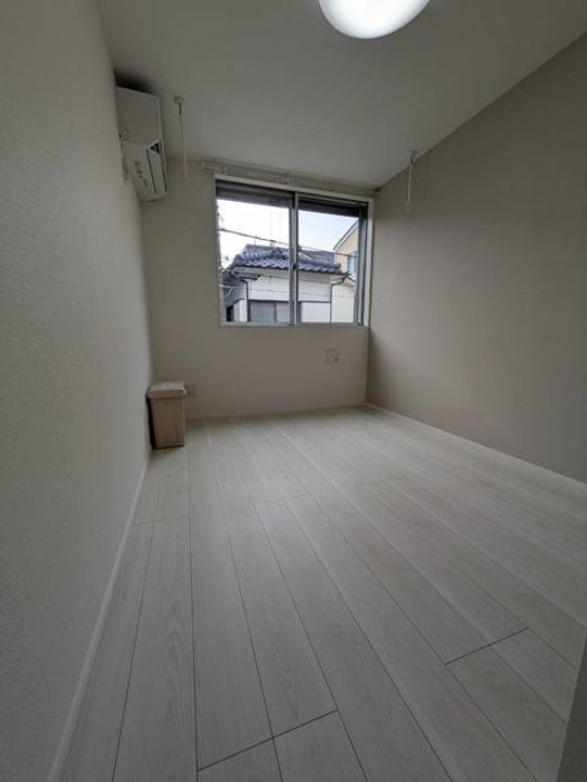 神奈川県相模原市中央区氷川町(アパート)の賃貸物件の居間