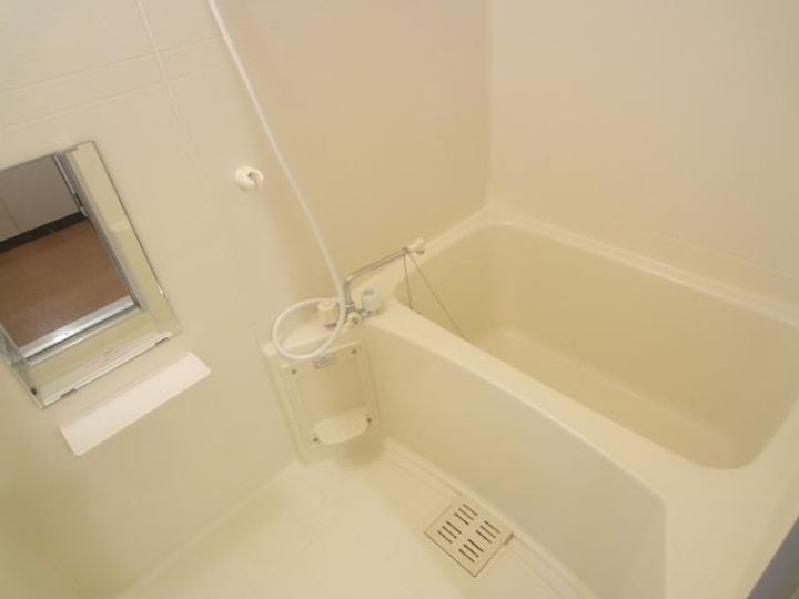 グリーンスクエアH IIIの風呂