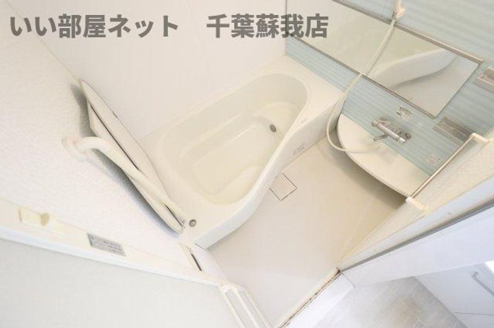 コモドカーサの風呂