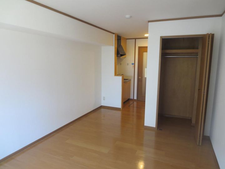 茨城県ひたちなか市大字堀口(アパート)の賃貸物件の居間