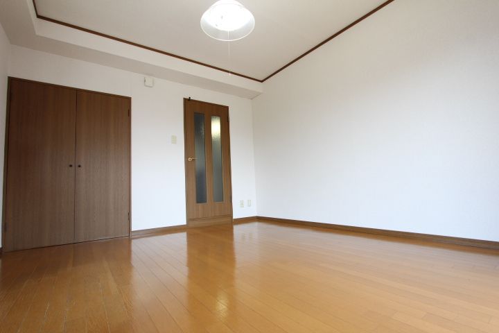 ネオシティ吉成の居間