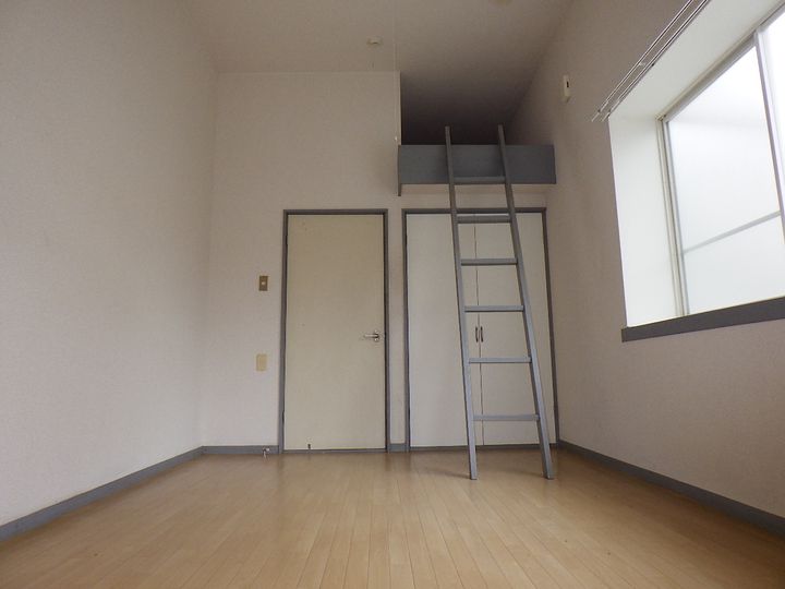 センチュリーハイム坂戸の居間