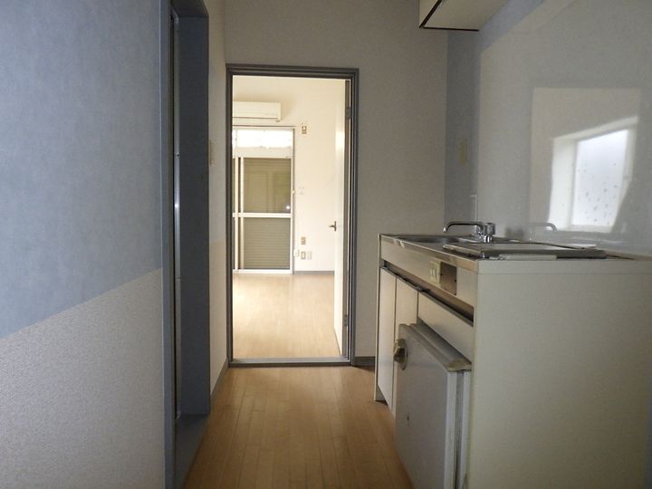 センチュリーハイム坂戸の玄関