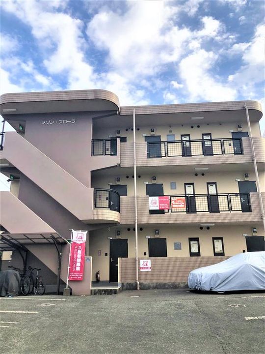 メゾンフローラの外観