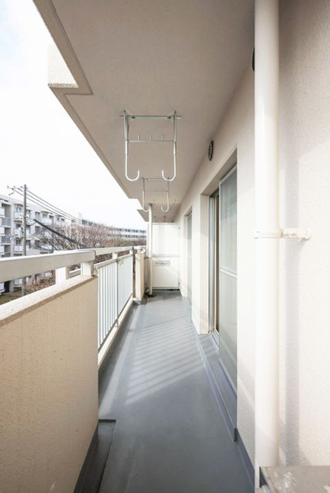 UR湊駅前の内装