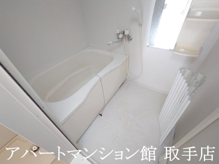 シャーメゾン白山の風呂