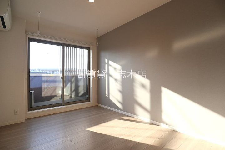 埼玉県志木市本町5(マンション)の賃貸物件の居間