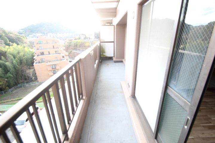 EFT-牛田東の内装