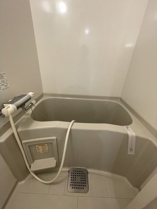 オルセー医大前の風呂