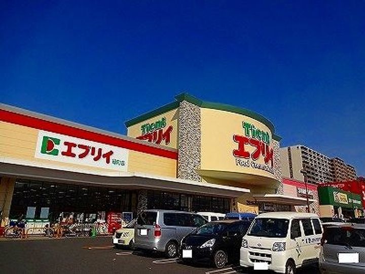 ラ・ローザの周辺
