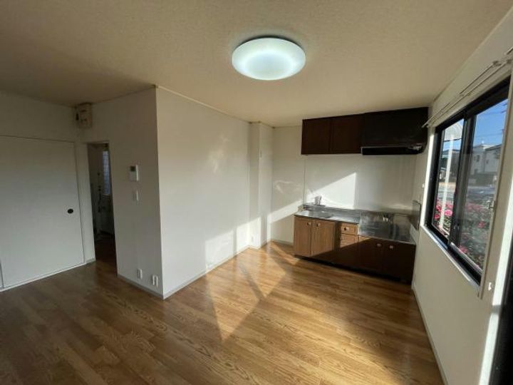 岐阜県岐阜市又丸村中(アパート)の賃貸物件の居間