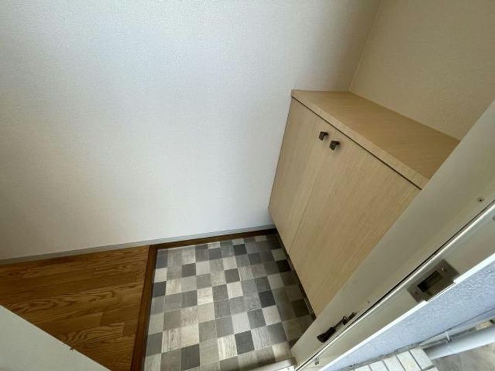 岐阜県岐阜市又丸村中(アパート)の賃貸物件の玄関