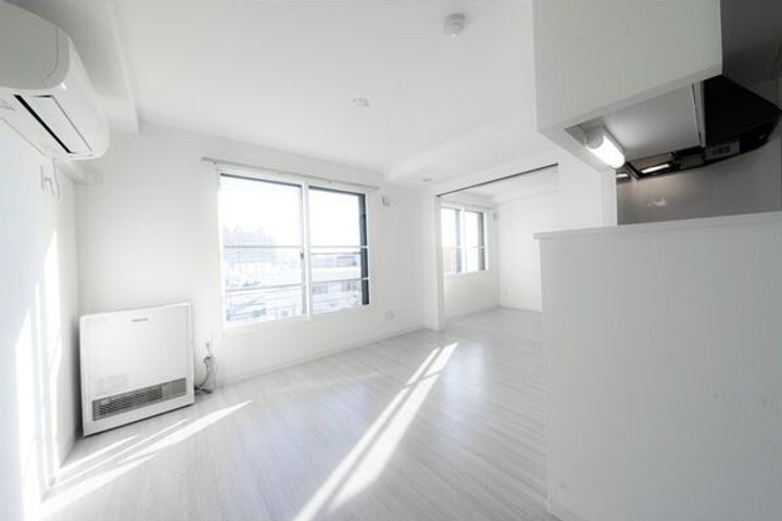 北海道札幌市豊平区月寒西三条9(マンション)の賃貸物件の居間