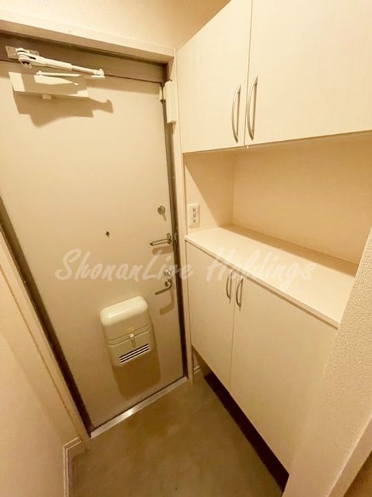 神奈川県茅ヶ崎市東海岸北5(アパート)の賃貸物件の玄関