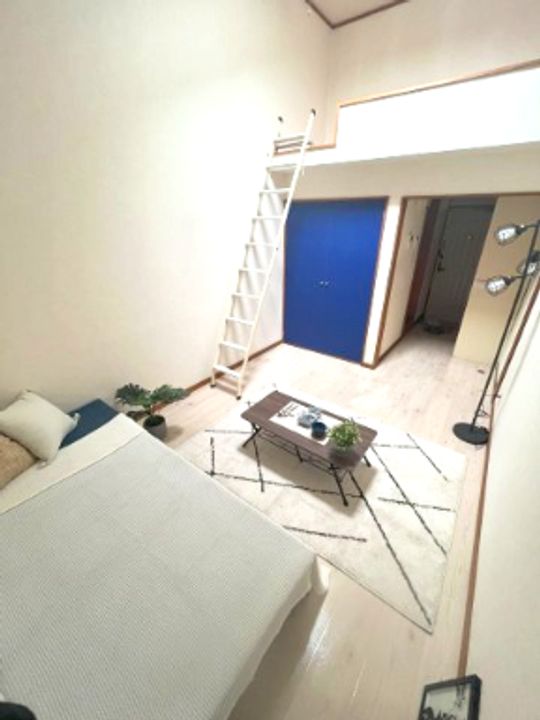 フラットソレイユの居間