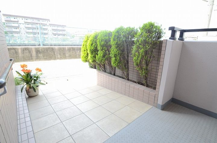 神奈川県川崎市高津区下作延4(マンション)の賃貸物件の地図