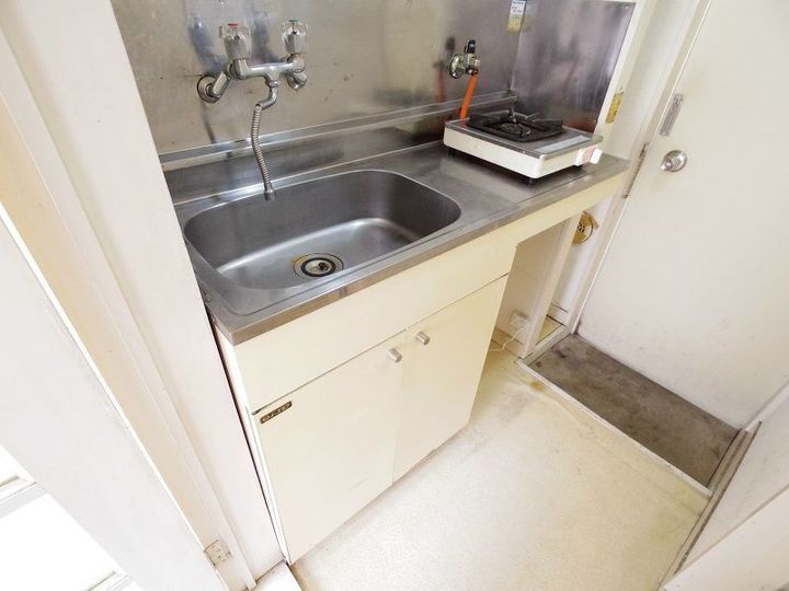 埼玉県朝霞市根岸台7(アパート)の賃貸物件のキッチン