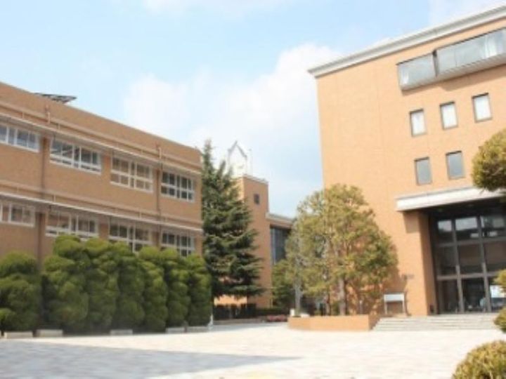 プチベースヤマダ紅梅町の周辺