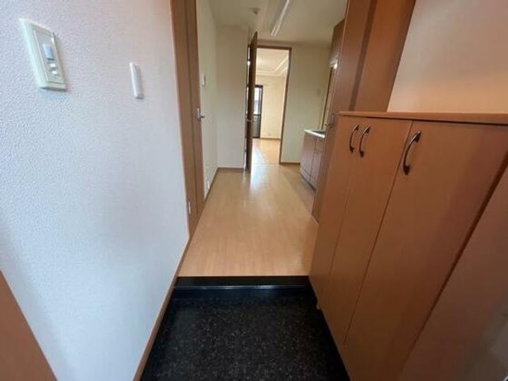 エスティールの玄関