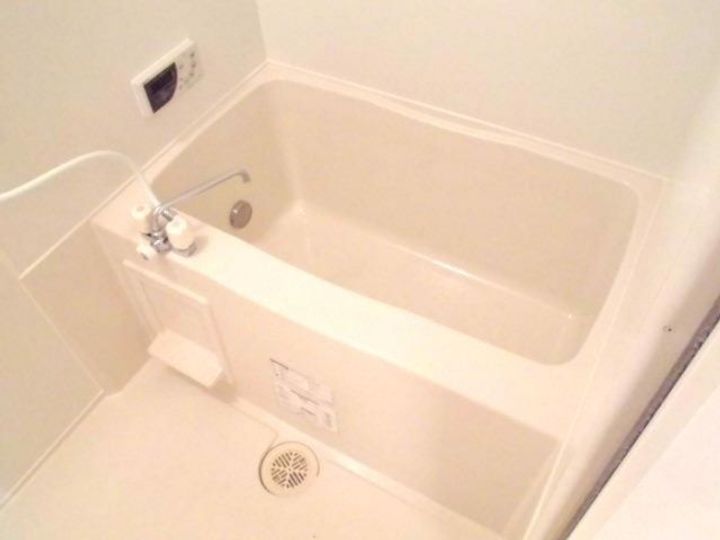 埼玉県三郷市花和田(アパート)の賃貸物件の風呂