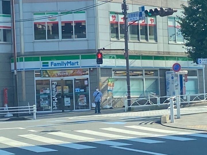 ステップ日野の周辺