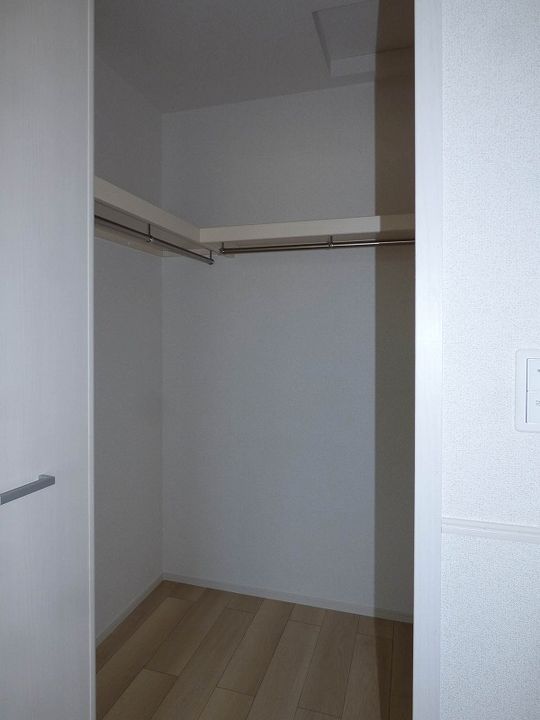 アーサー上峰の内装