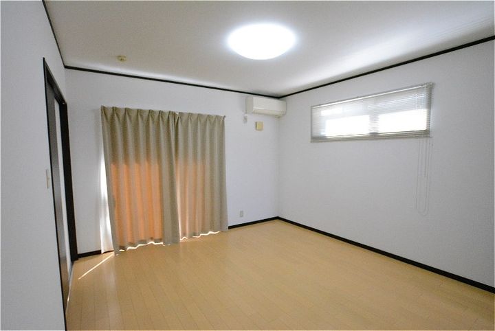 ルネス吉岡35号地の内装