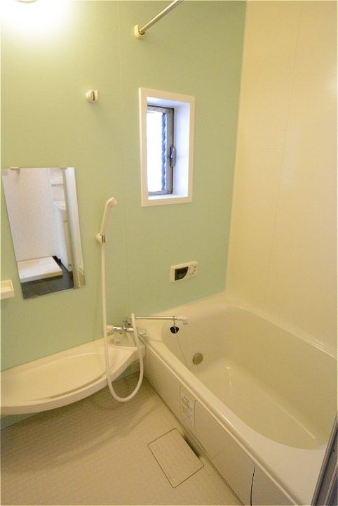 ルネス吉岡35号地の風呂