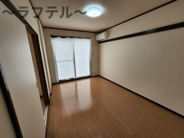 埼玉県入間市春日町2(マンション)の賃貸物件の居間