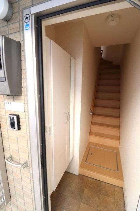 サンドハウス A棟の玄関