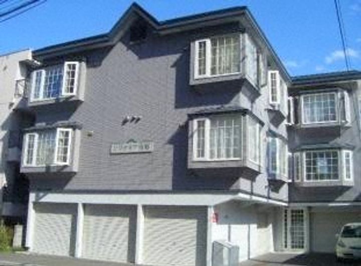 ビリオネア南郷の外観