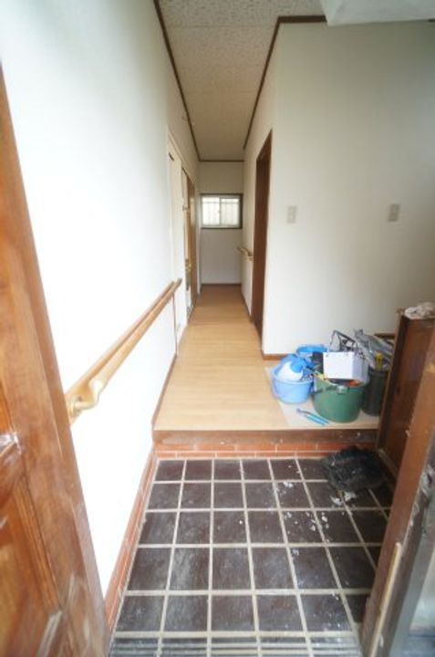 千葉県千葉市緑区土気町(一戸建)の賃貸物件の玄関